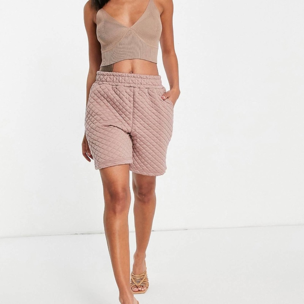 Quilted Longline Shorts (Size US 8)